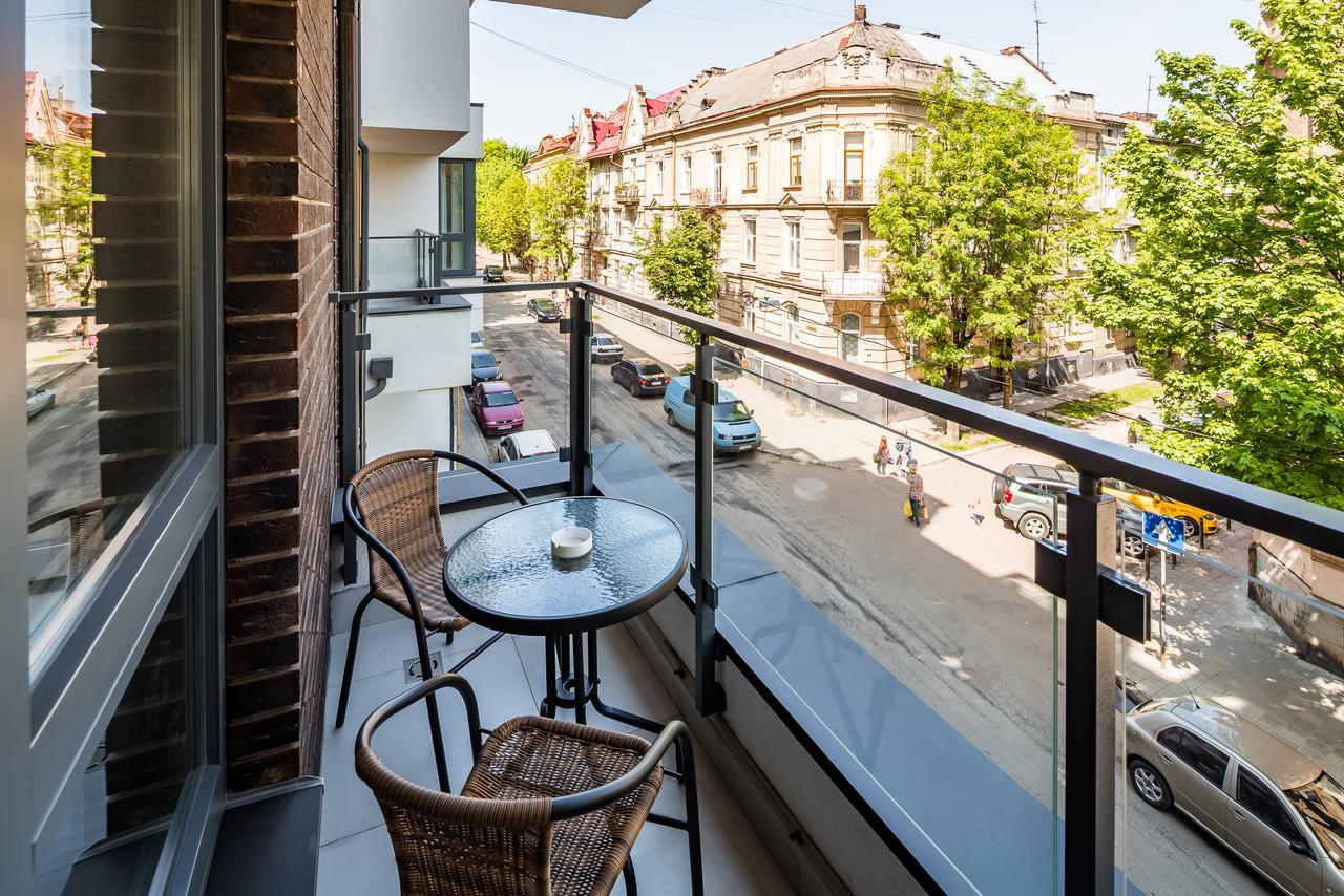 Central Park Apartments Lviv Exterior photo