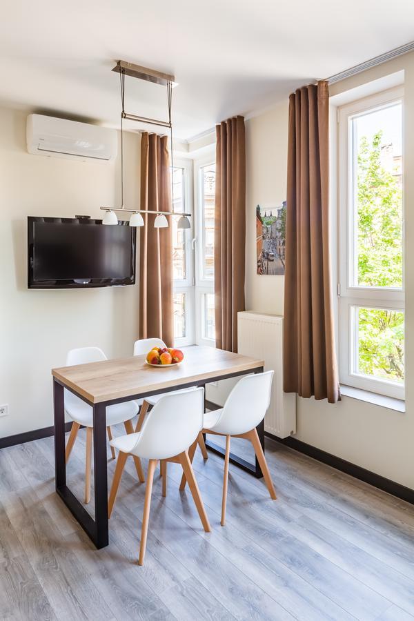 Central Park Apartments Lviv Exterior photo
